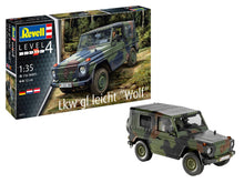 Load image into Gallery viewer, Lkw Gl Leicht "Wolf" (scale 1 : 35)