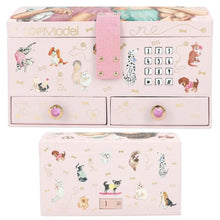 Load image into Gallery viewer, Top Model Jewellery Box w Code &amp; Sound (2xgirls w dog &amp; cat)