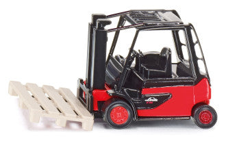 Forklift Truck (7cm long) (Carded) (Siku)