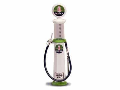 Gas Pump Indian Emblem Round (scale 1 : 18) (white/green)