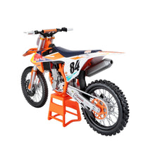 Load image into Gallery viewer, Red Bull KTM Supercross SX450 2018 (scale 1 : 6)
