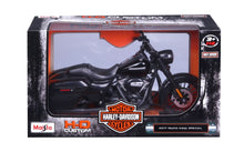 Load image into Gallery viewer, Harley Davidson Road King (scale 1 : 12)