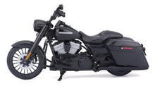 Load image into Gallery viewer, Harley Davidson Road King (scale 1 : 12)