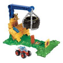 Load image into Gallery viewer, Hot Wheels Monster Trucks Arena Smashers