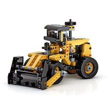 Load image into Gallery viewer, Mechanics - Bulldozer (Boxed) (Science &amp; Play)