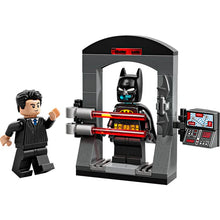 Load image into Gallery viewer, 30726 Batman: Bruce Wayne &amp; the Batsuit Batman (Bag)