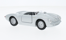 Load image into Gallery viewer, Porsche 550 Spyder Silver Pullback (scale 1 : 35)