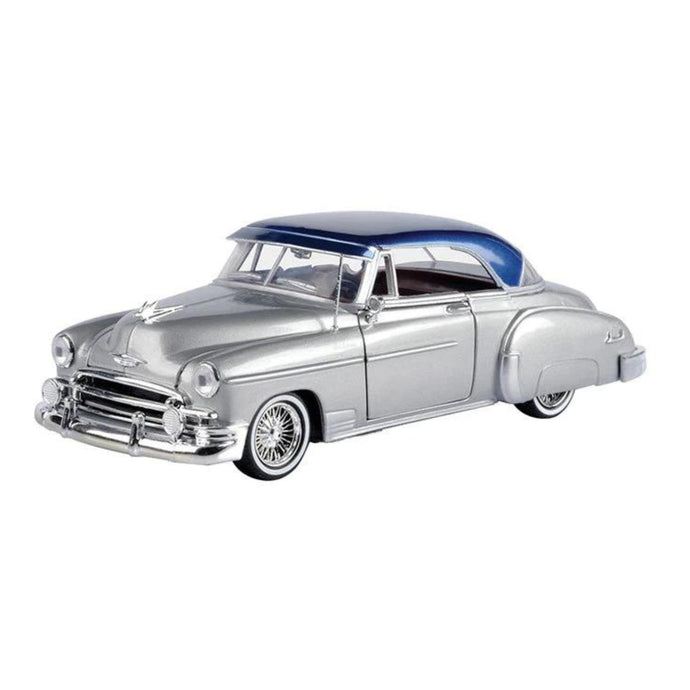 Chevrolet Bel Air Get Low Silver 1950 (scale 1 : 24)