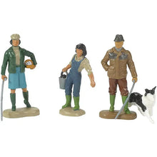 Load image into Gallery viewer, Farming Family (Carded) (scale 1 : 32) (Britains)