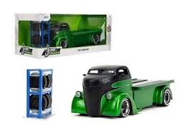 Ford Coe Candy Green & Matt Black 1947 (scale 1 : 24)(Just T