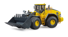 Load image into Gallery viewer, Volvo Wheel Loader L260H Bruder