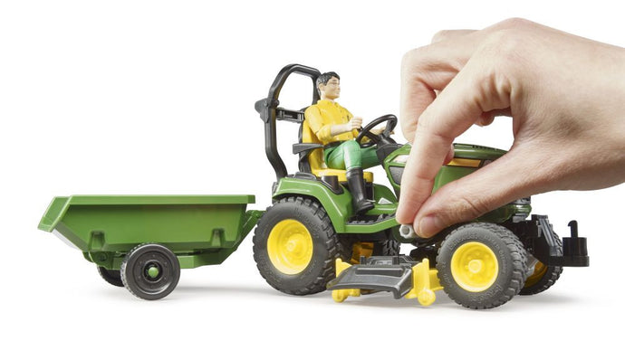John Deere Lawn Tractor with Trailer Bruder