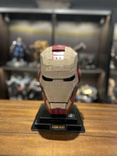 Load image into Gallery viewer, Puzzle 3D Marvel Iron Man Helmet (Gold &amp; Red) 92pc