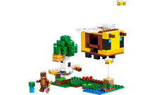 Load image into Gallery viewer, 21241 The Bee Cottage Minecraft
