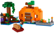Load image into Gallery viewer, 21248 The Pumpkin Farm Minecraft