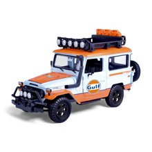 Load image into Gallery viewer, Toyota FJ40 with Gulf Livery (scale 1 : 24)