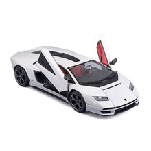 Load image into Gallery viewer, Lamborghini Countach LPI 800-4 (White)(scale 1 : 24)