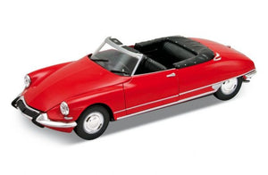 Citroen DS Cabriolet Red (scale 1 : 24)