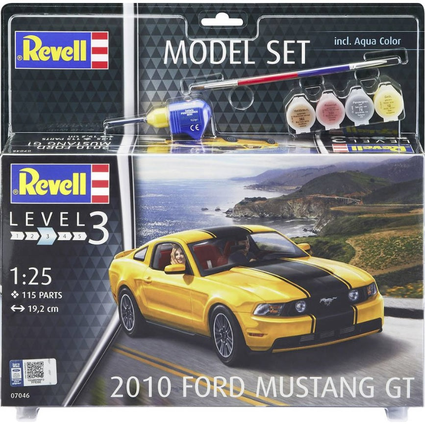 Model Set Ford Mustang GT 2010 (scale 1 : 25)