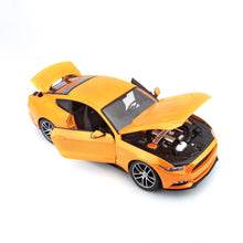 Load image into Gallery viewer, Ford Mustang GT 2015 (scale 1:18)(Orange)