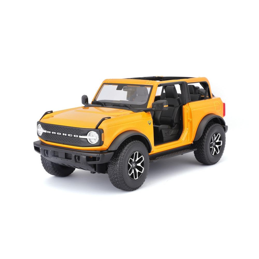 Ford Bronco Badlands 2021 (Gold) (scale 1 : 18)