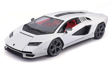 Load image into Gallery viewer, Lamborghini Countach LPI 800-4 (white)(scale 1 : 18)