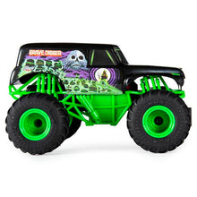 Load image into Gallery viewer, R/C Monster Jam Grave Digger (scale 1 : 24)