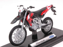 Load image into Gallery viewer, Aprilia RXV 450 Red/Black (scale 1 : 18)